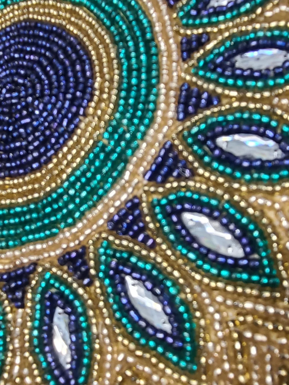 4pc Peacock Colored Jeweled Beaded Placemats Chargers Set 15